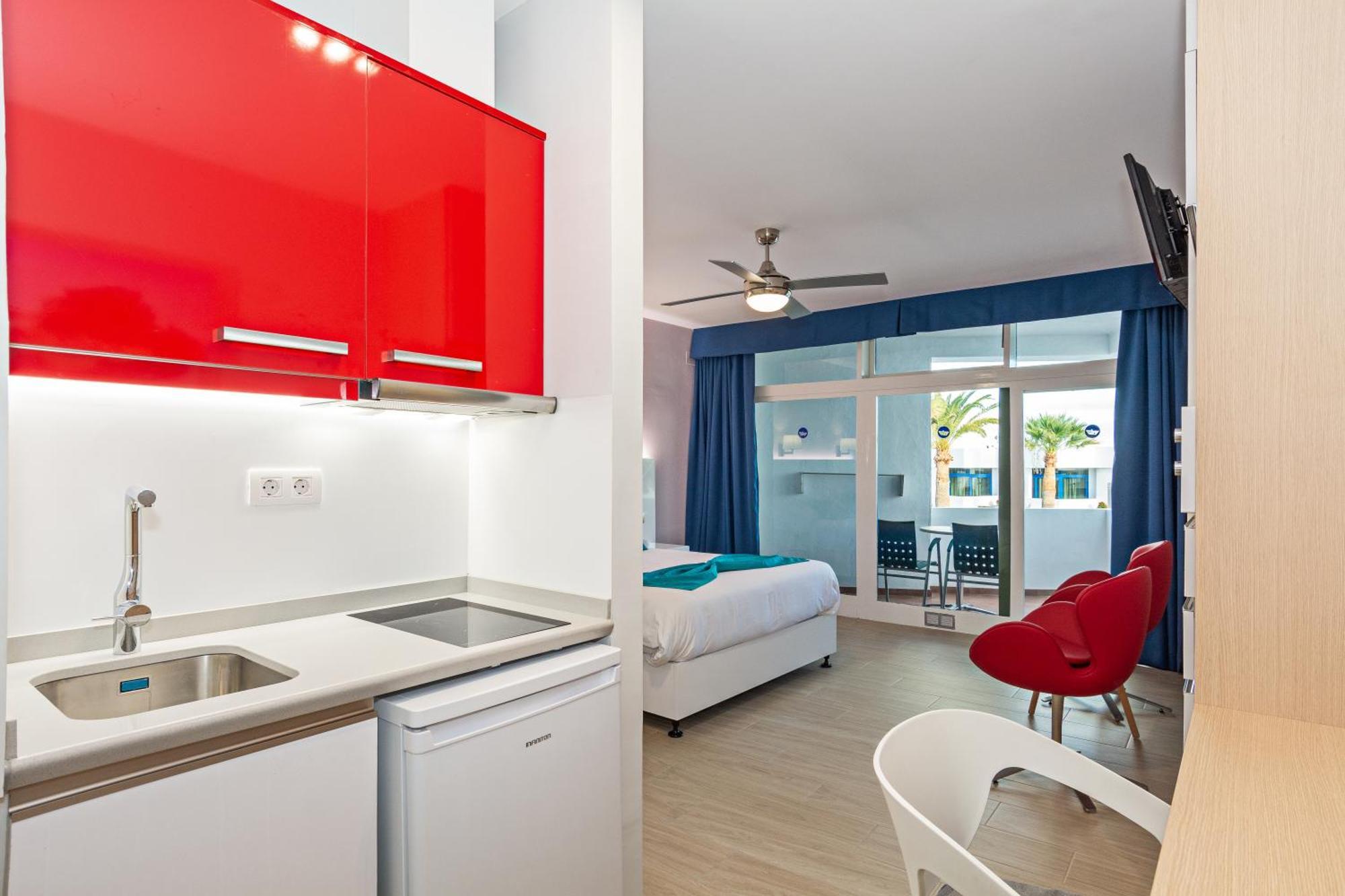 Apartamentos Panorama Adults Only Puerto del Carmen  Buitenkant foto