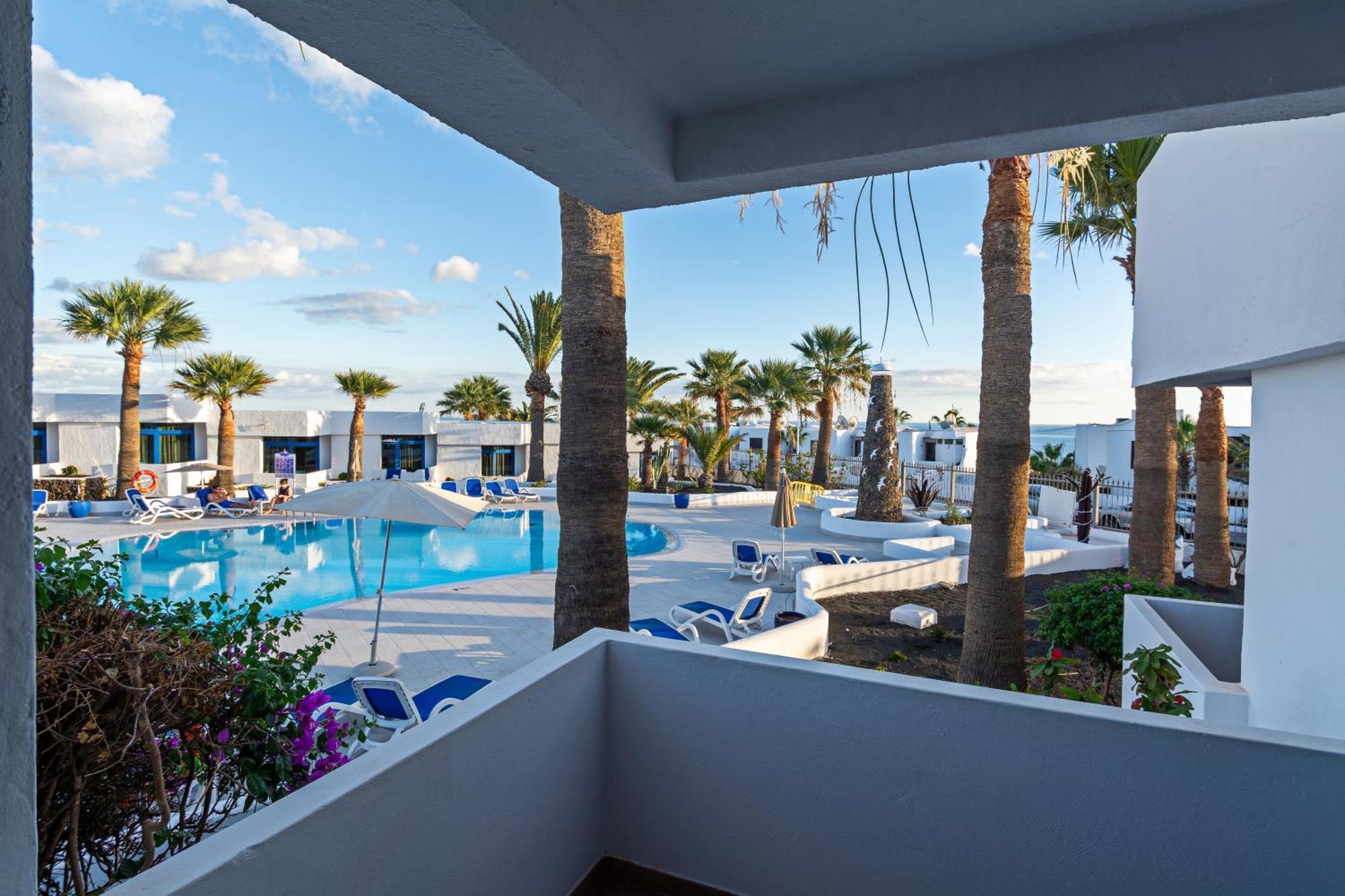 Apartamentos Panorama Adults Only Puerto del Carmen  Buitenkant foto