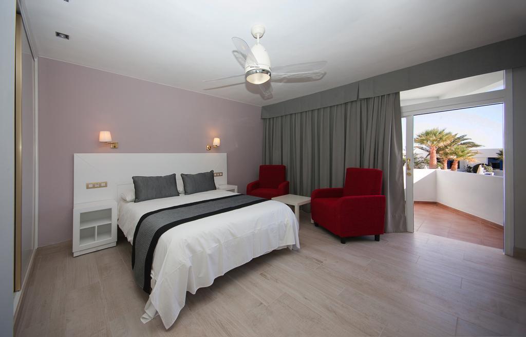 Apartamentos Panorama Adults Only Puerto del Carmen  Buitenkant foto
